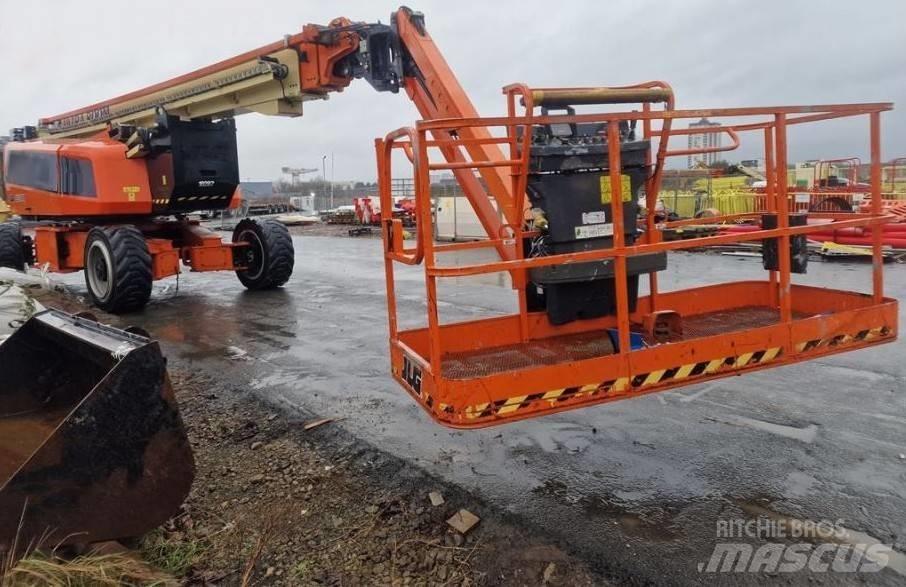 JLG 1500  AJP Kĺbové plošiny
