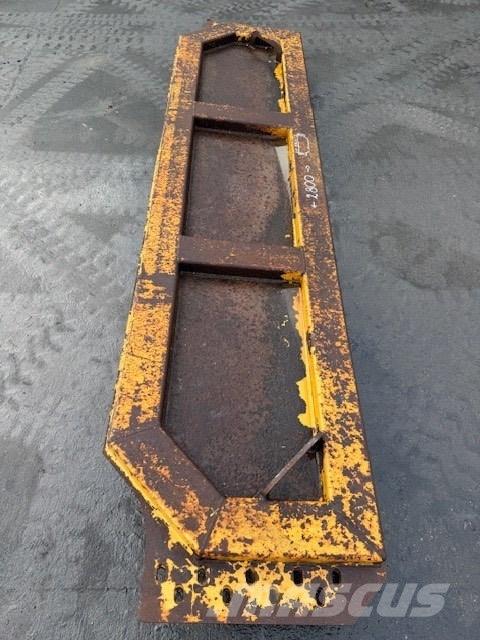 CAT TAILGATE Kĺbové nákladné autá