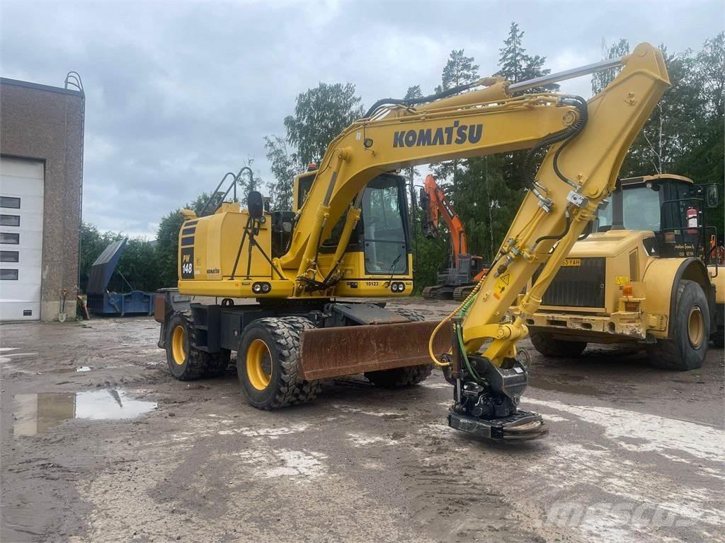 Komatsu PW148-10 Kolesové rýpadlá