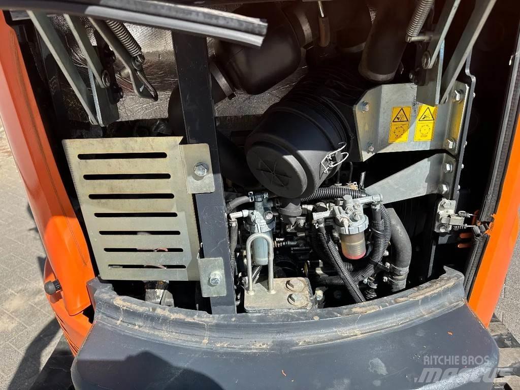 Hitachi ZX26U-6CR Mini rýpadlá < 7t
