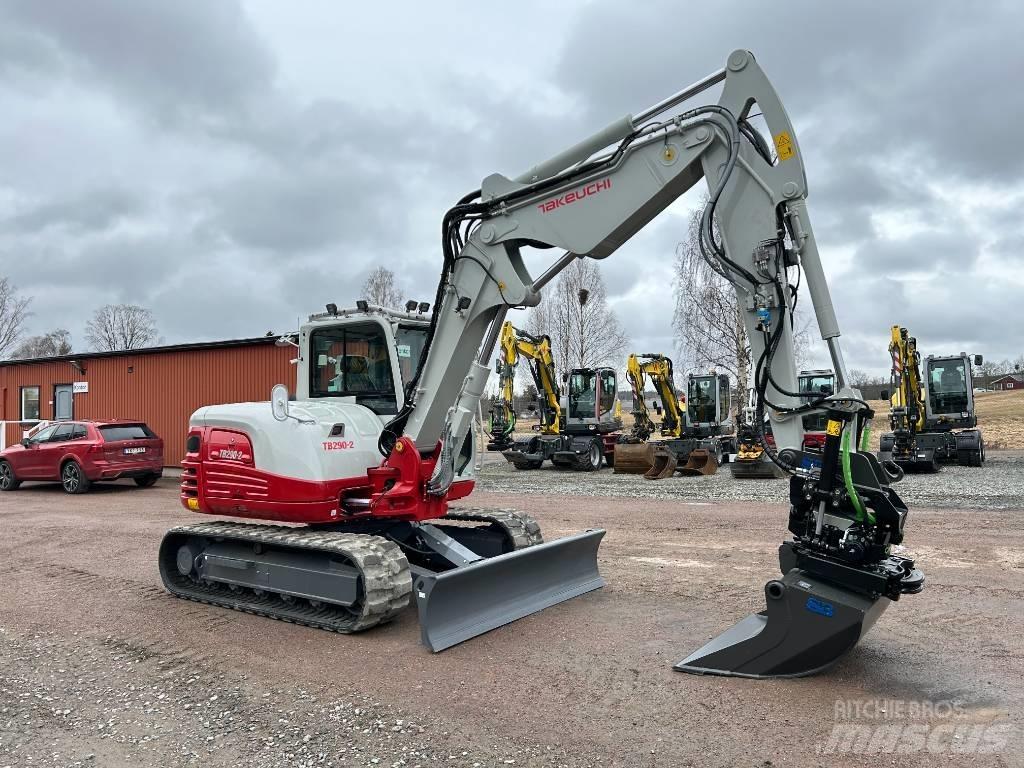 Takeuchi TB290 Midi rýpadlá 7 t - 12 t