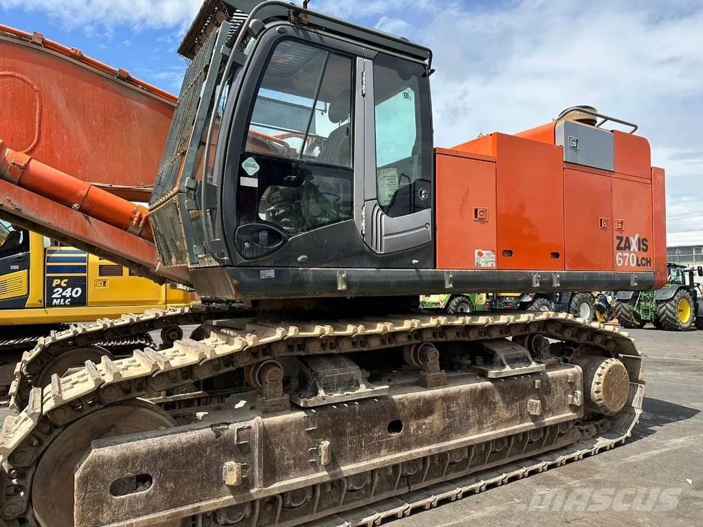 Hitachi ZX670CH-3 Pásové rýpadlá