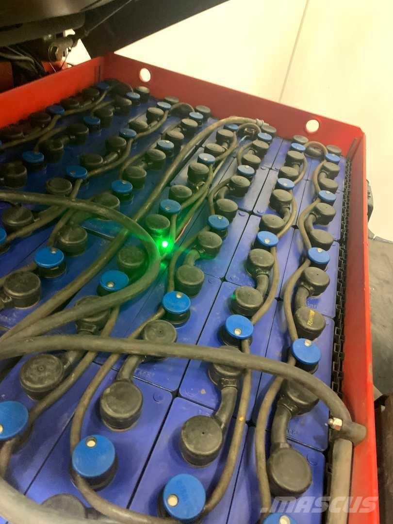 Linde E25 Akumulátorové vozíky