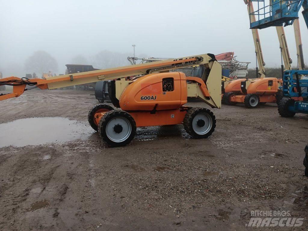 JLG 600AJ Kĺbové plošiny