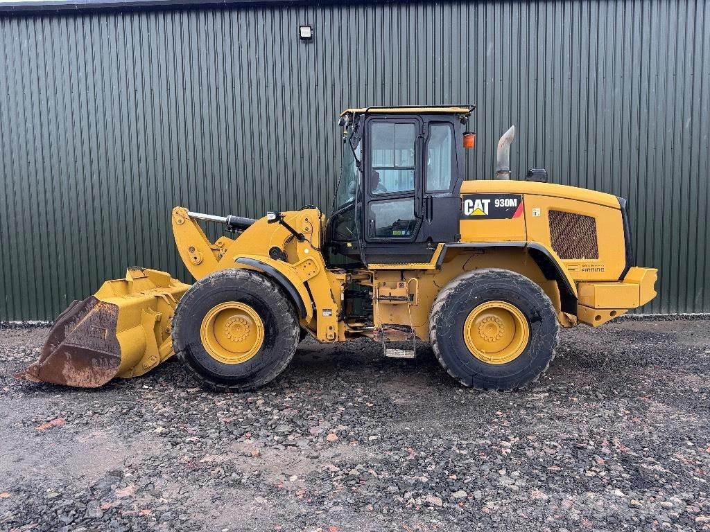 CAT 930 M Kolesové nakladače