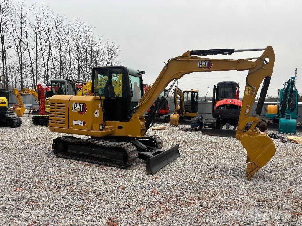 CAT 306E2 Mini rýpadlá < 7t