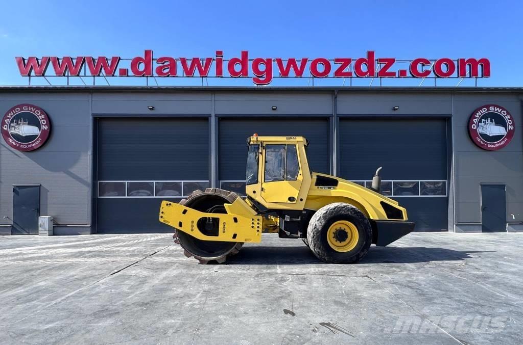 Bomag BW 213 D-4 Ťahačové valce