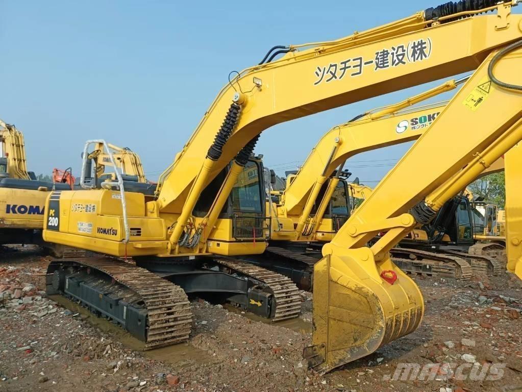 Komatsu PC 200-8 Pásové rýpadlá