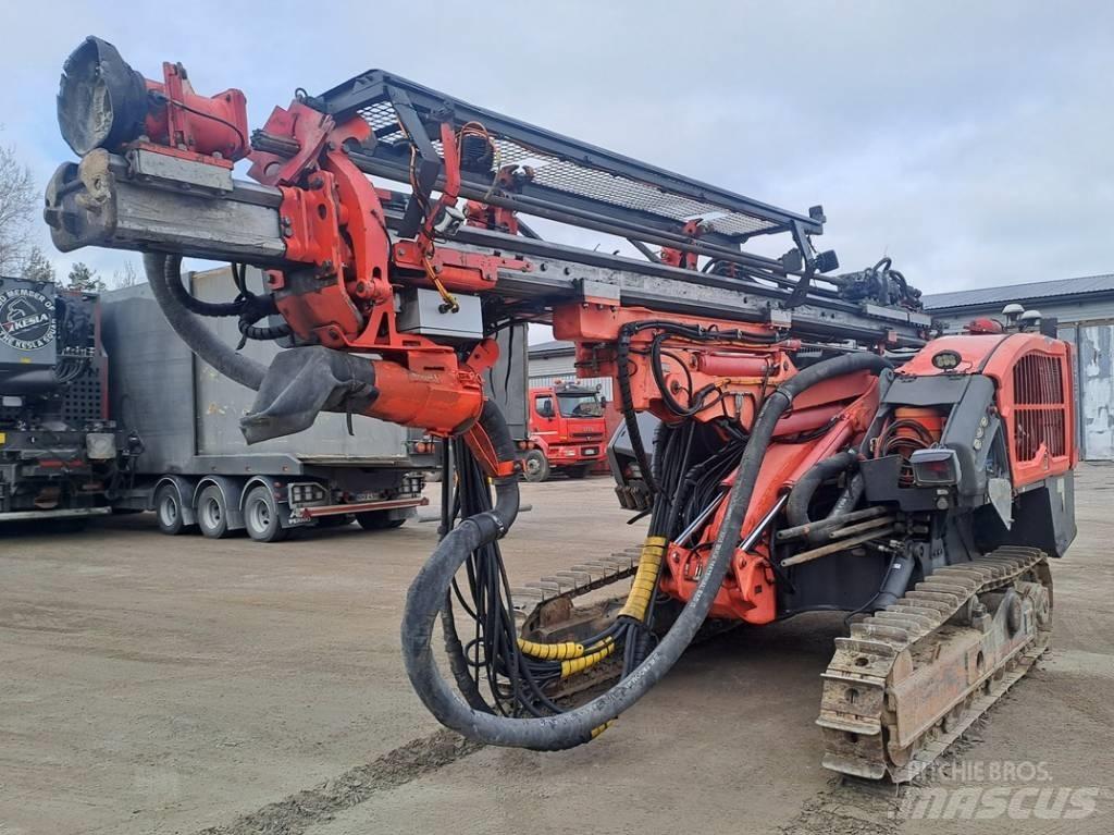 Sandvik DC 410 Ri Povrchové vrtné súpravy
