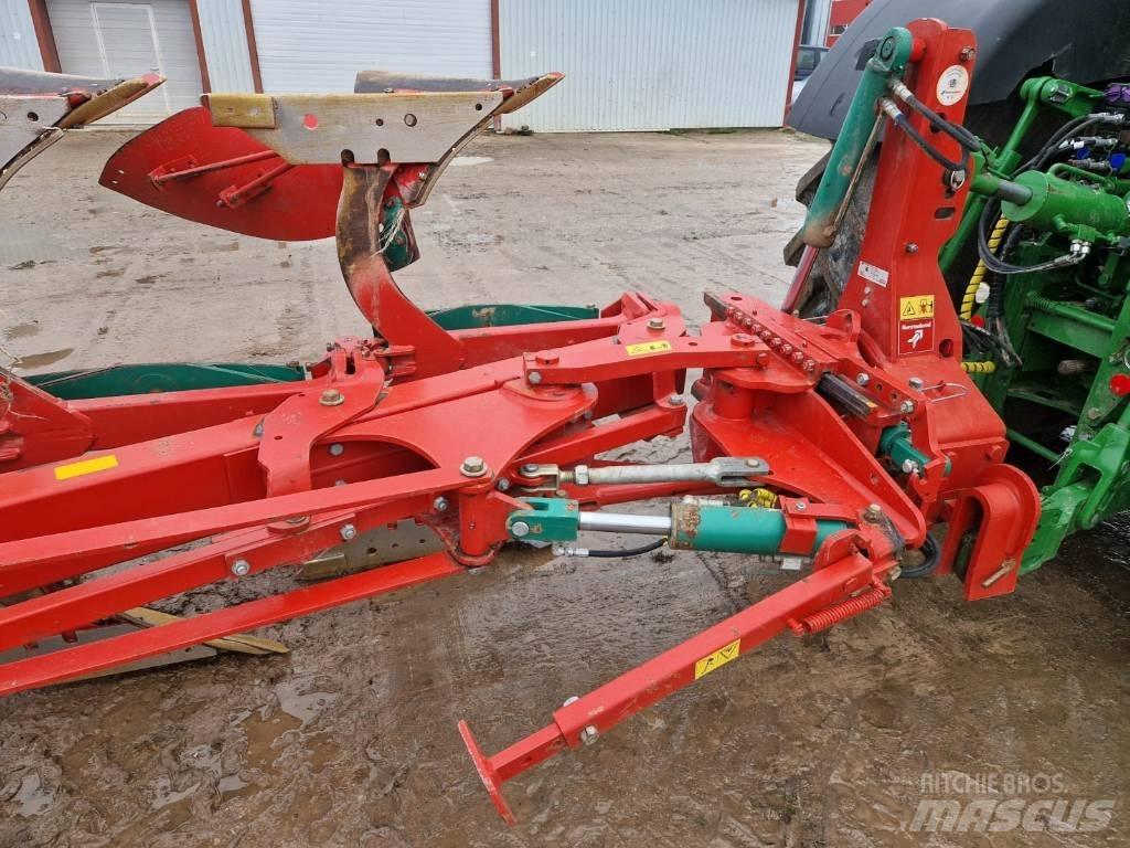 Kverneland EG85 Dvojstranné pluhy