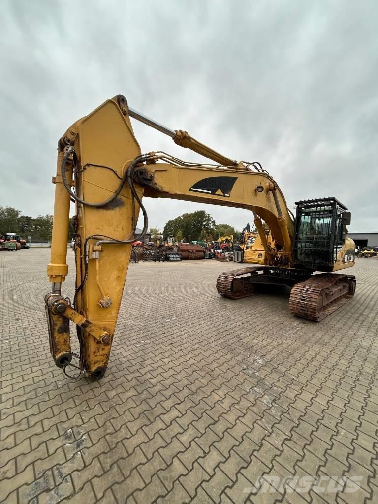 CAT 325 C LN Pásové rýpadlá