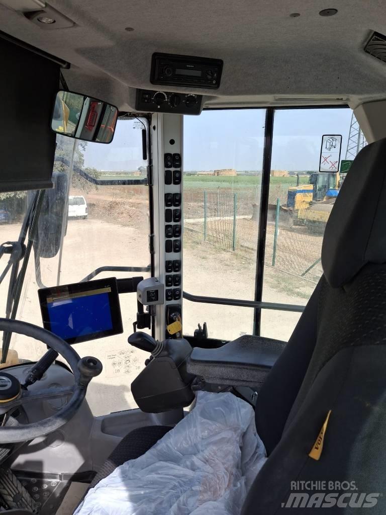 Volvo L 220 H Kolesové nakladače