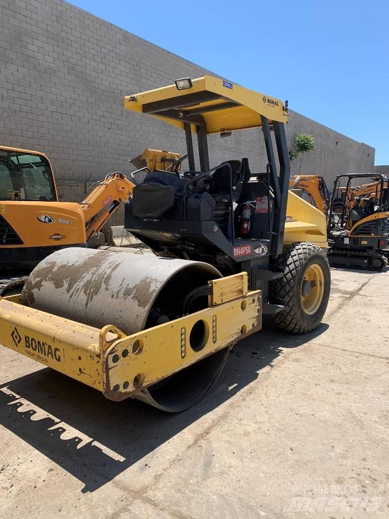 Bomag BW 177DH-50 Ťahačové valce