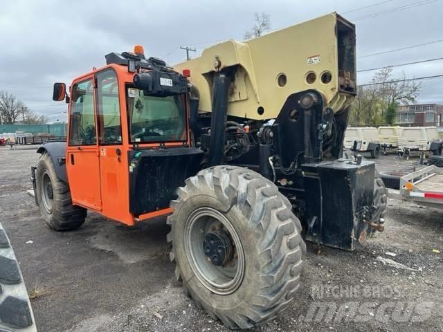 JLG 1255 Teleskopické manipulátory