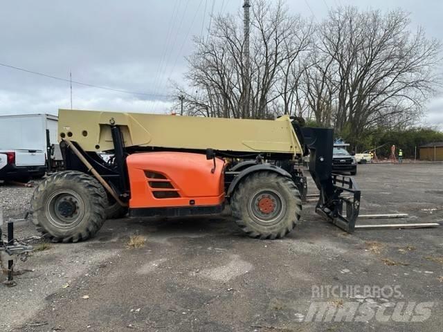 JLG 1255 Teleskopické manipulátory