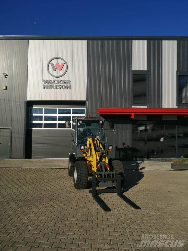 Wacker Neuson WL38 Kolesové nakladače