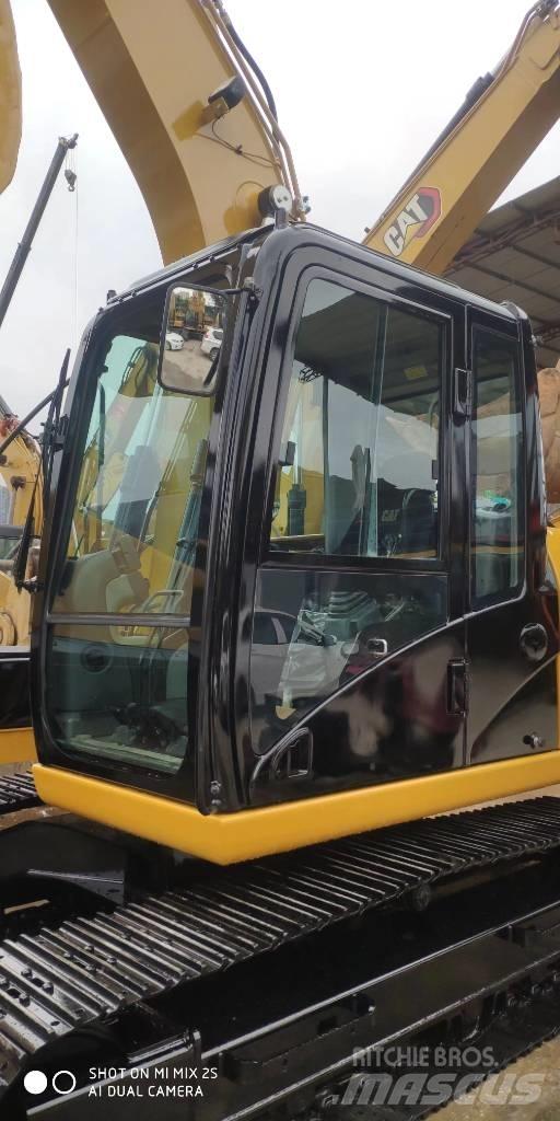CAT 2021 CAT 313D2GC Kolesové rýpadlá