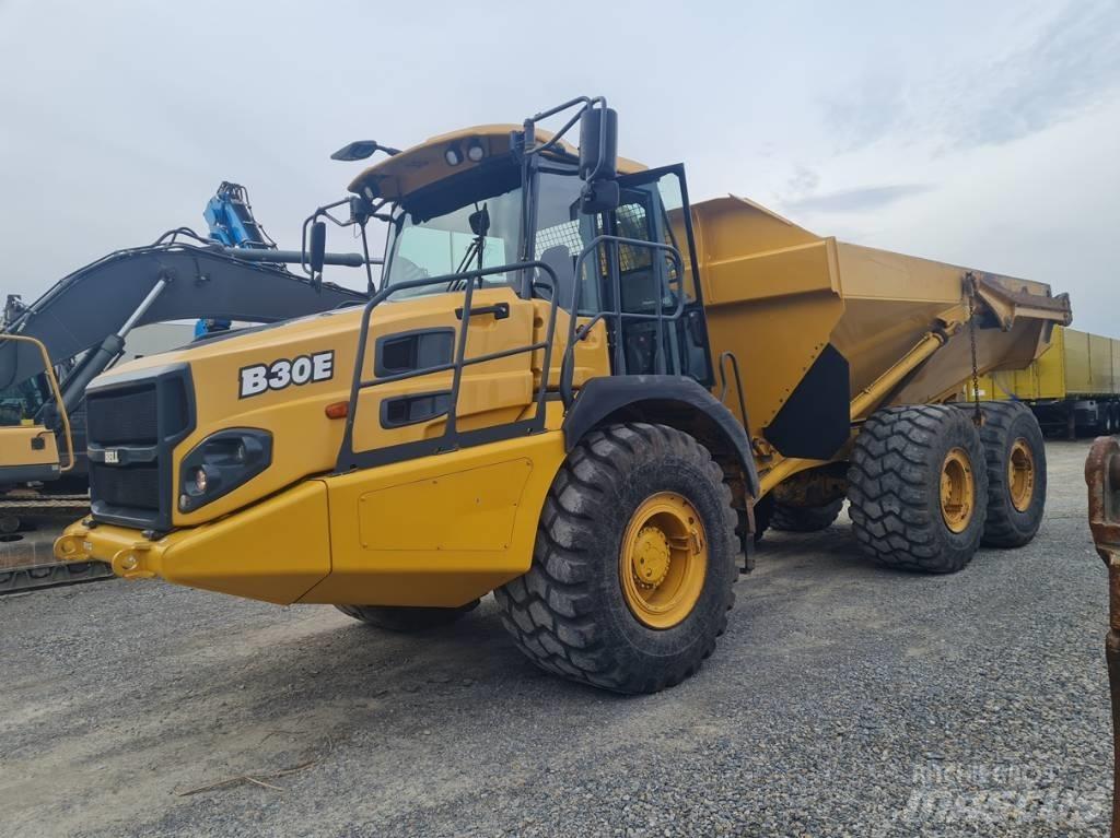 Bell B 30 E 6X6 Kĺbové nákladné autá