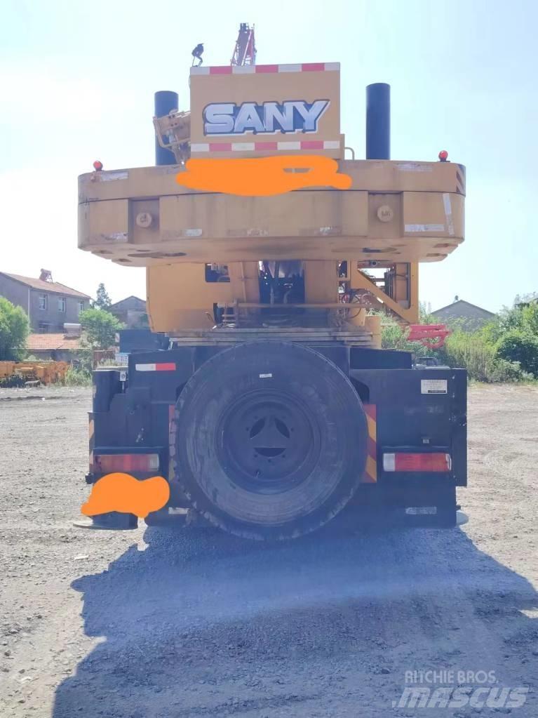 Sany STC800E5 Univerzálne terénne žeriavy