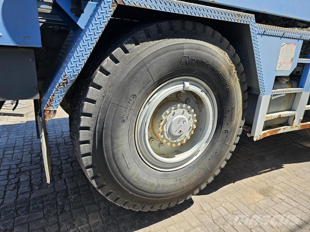 Tadano TR250E Univerzálne terénne žeriavy