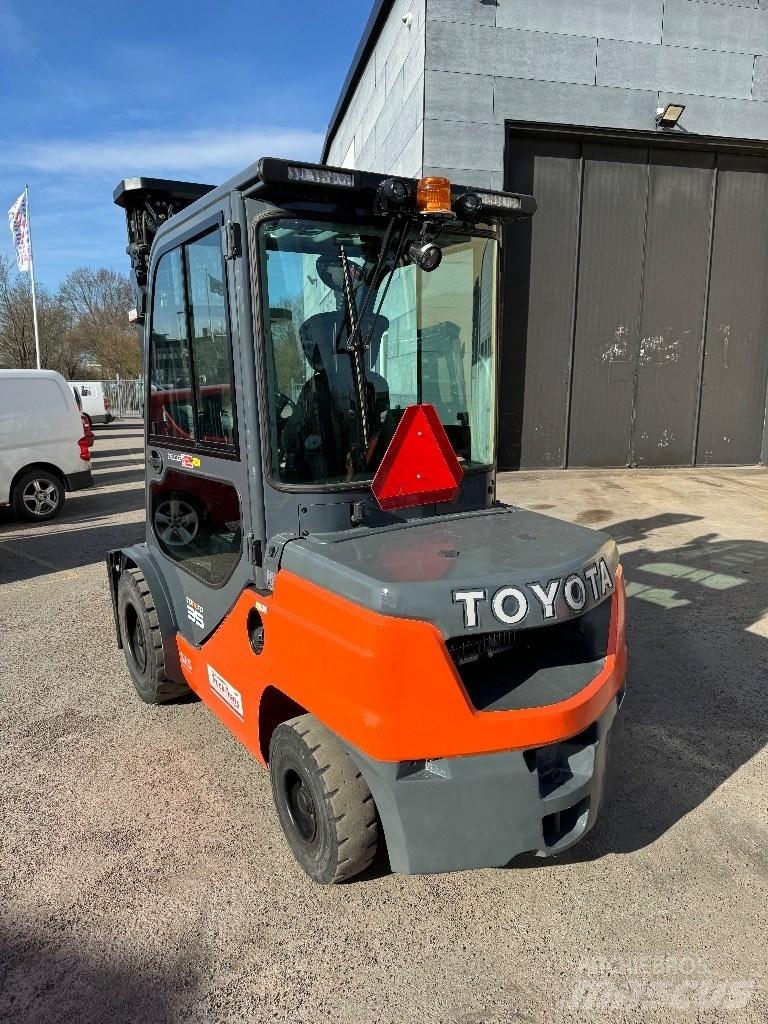 Toyota 52-8FDJF35 Dieselové vozíky
