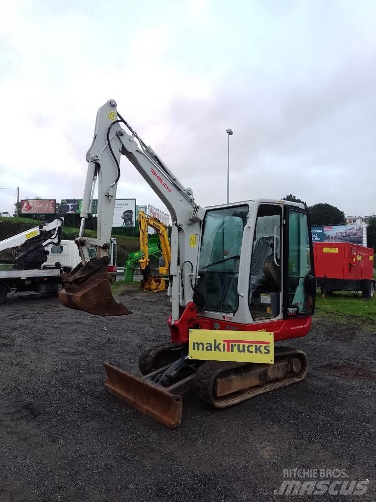 Takeuchi TB228 Mini rýpadlá < 7t