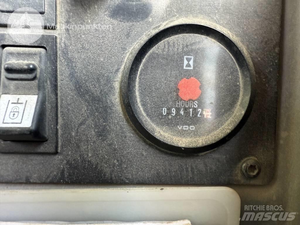 Volvo L 120 Kolesové nakladače