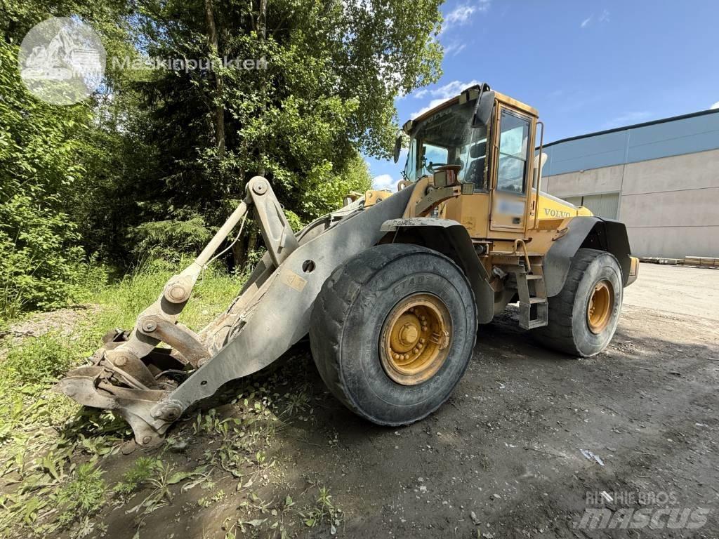 Volvo L 120 Kolesové nakladače