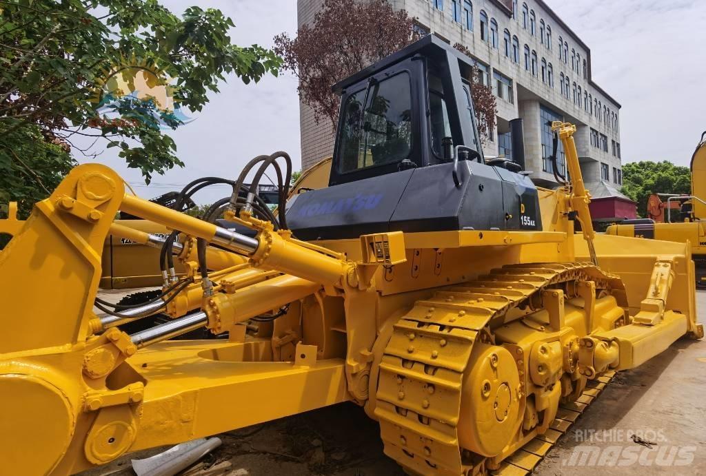 Komatsu D 155 AX Pásové dozéry
