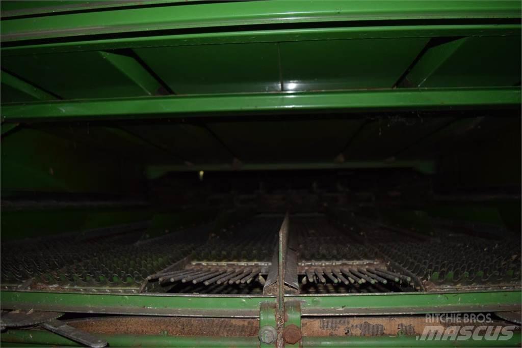 John Deere 2066 Kombinované zberacie stroje