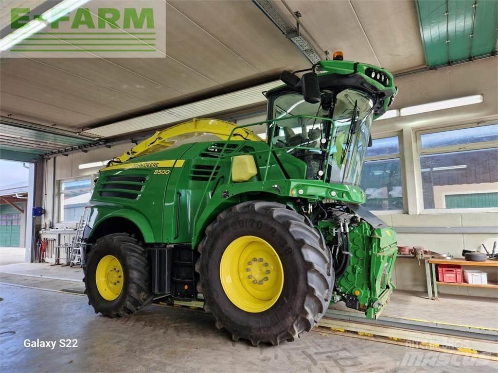 John Deere 8500 Samochodné kosačky