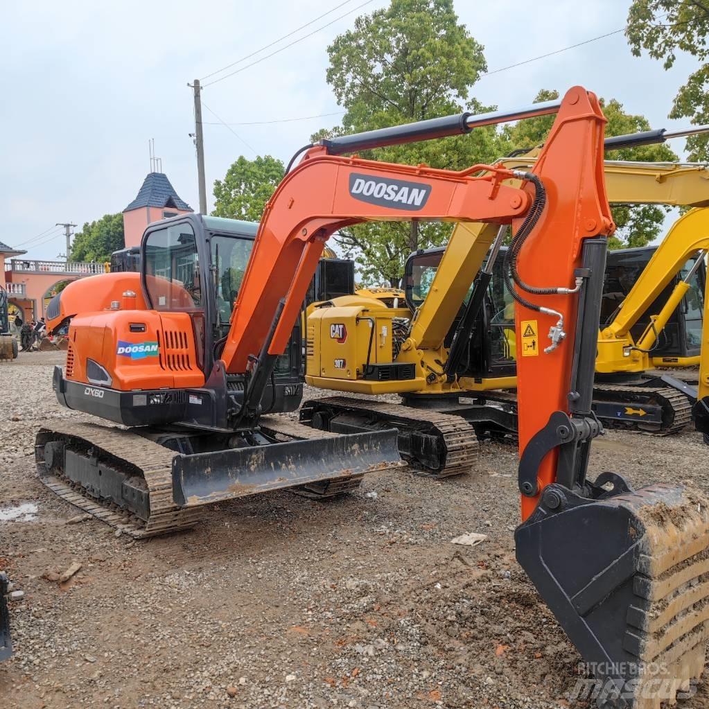 Doosan DX60 Mini rýpadlá < 7t