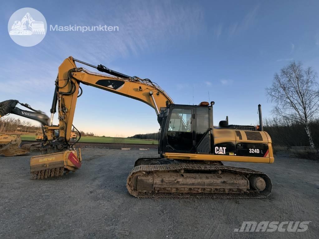 CAT 324 D L Pásové rýpadlá