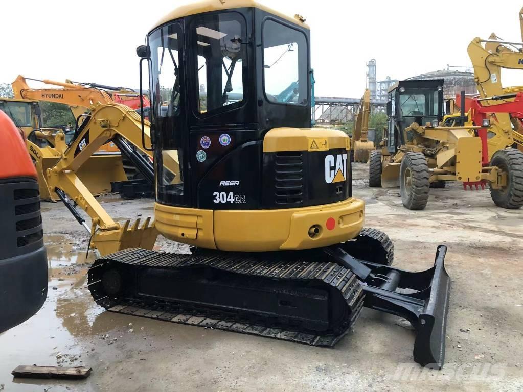 CAT 304 C Mini rýpadlá < 7t