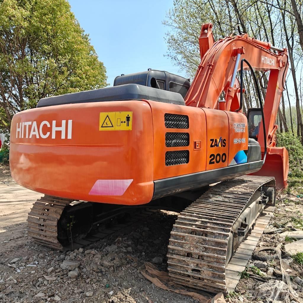 Hitachi 200-5G Pásové rýpadlá