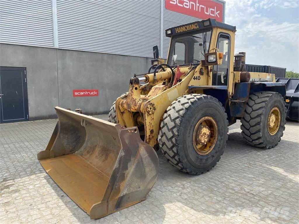 Hanomag 44D Kolesové nakladače