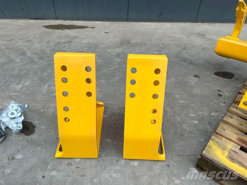 Komatsu D38 Rozrývače