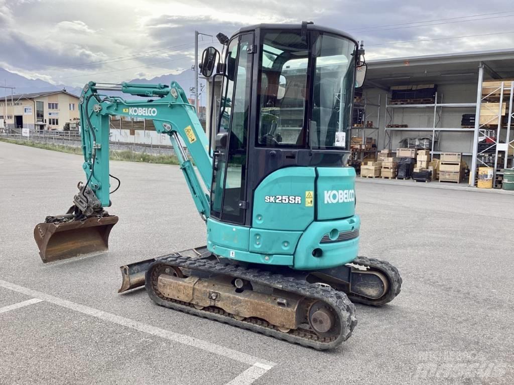 Kobelco SK25SR-6 Mini rýpadlá < 7t