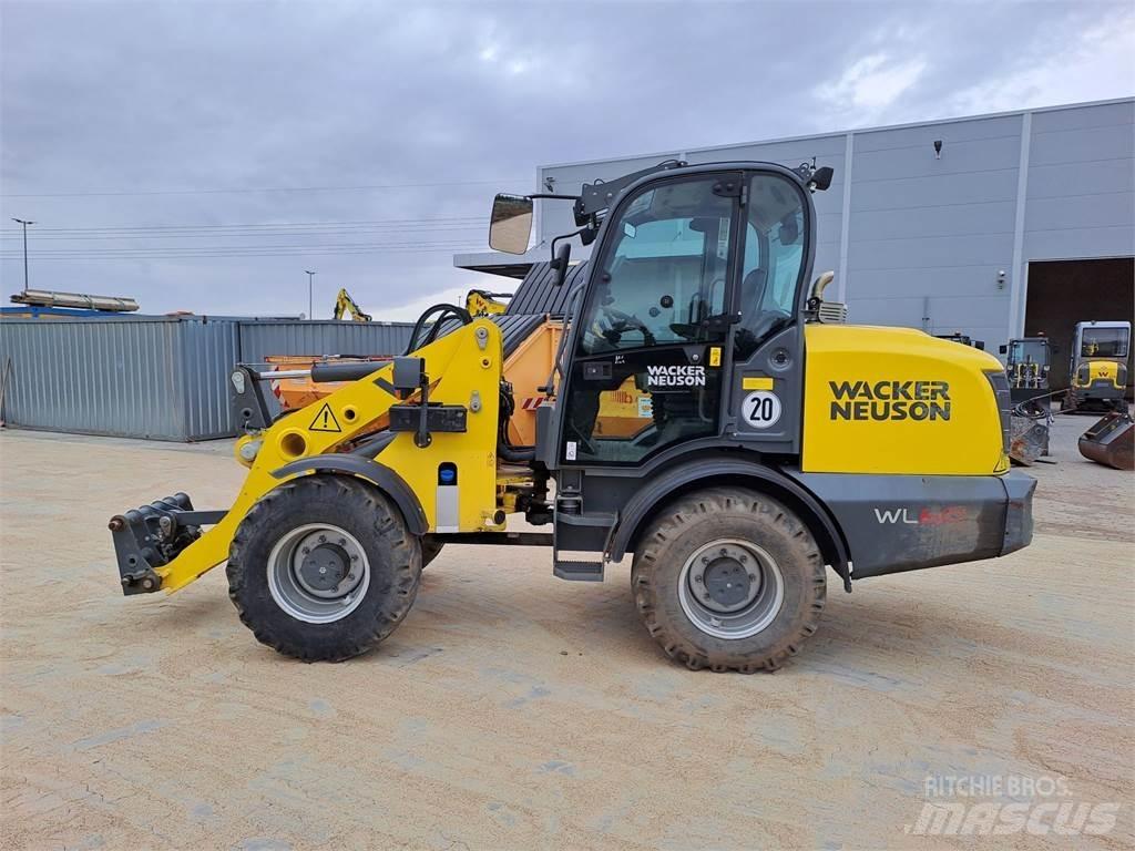 Wacker Neuson WL60 Kolesové nakladače