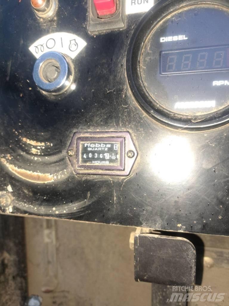 Morooka MST 1500 V D Pásové sklápače