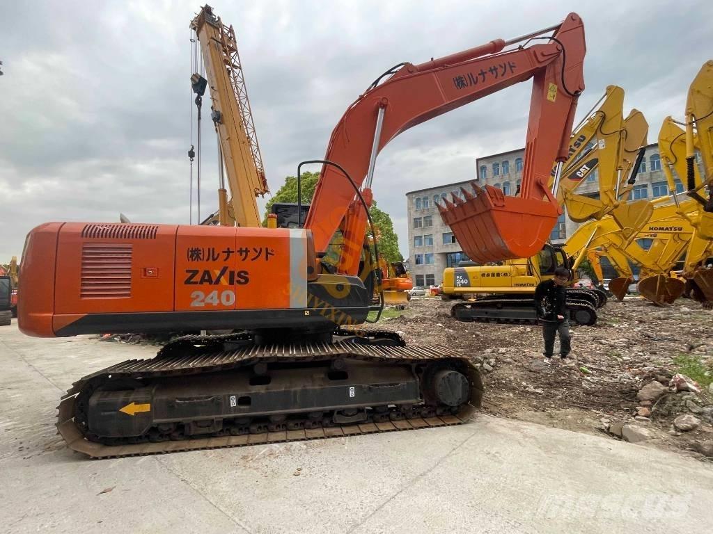Hitachi ZX 240 Pásové rýpadlá