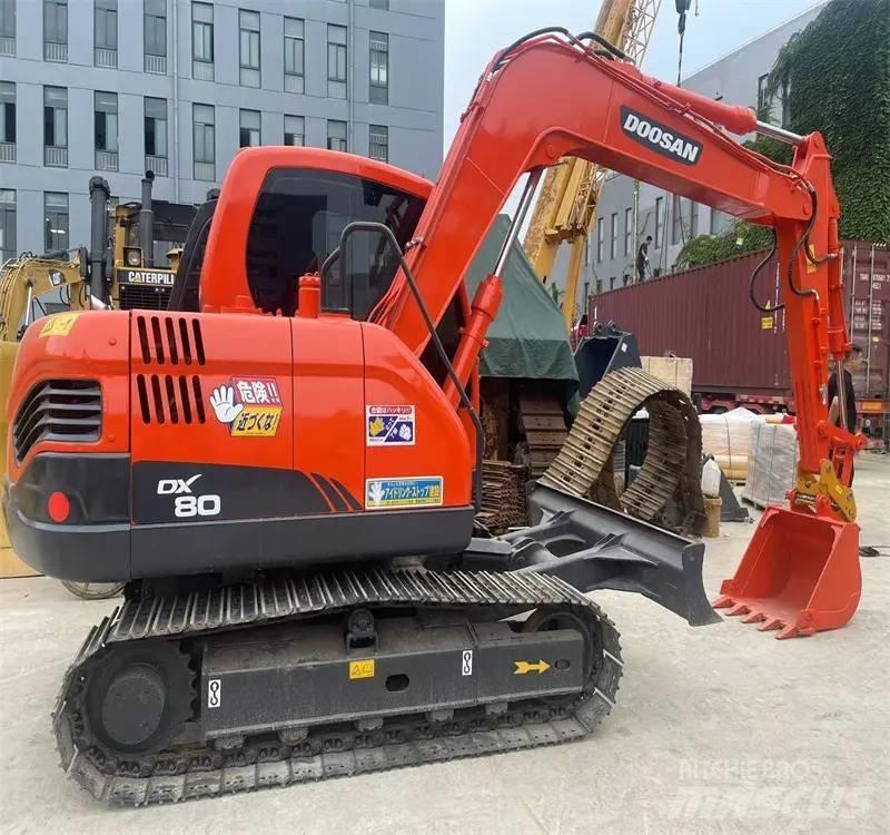 Doosan DX80 Midi rýpadlá 7 t - 12 t