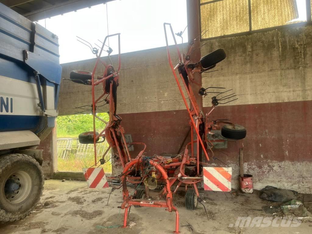 Lely TH 680 Obracače a zhrabovače sena