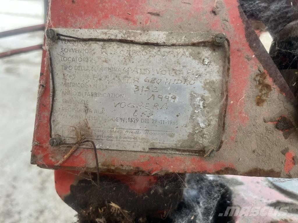 Lely TH 680 Obracače a zhrabovače sena