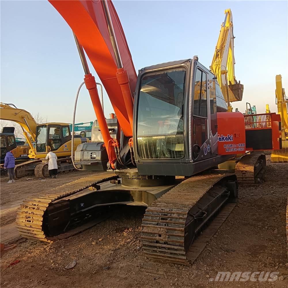 Hitachi ZX240 Pásové rýpadlá