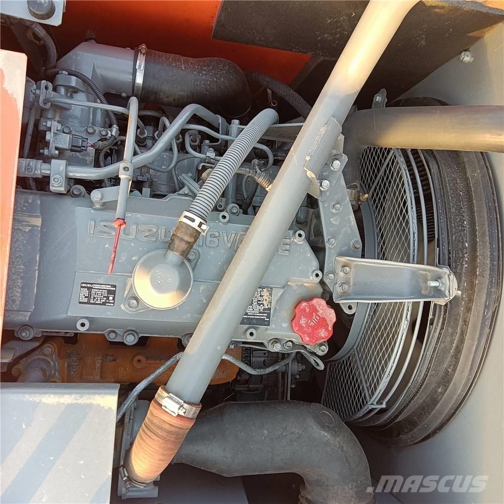 Hitachi ZX240 Pásové rýpadlá