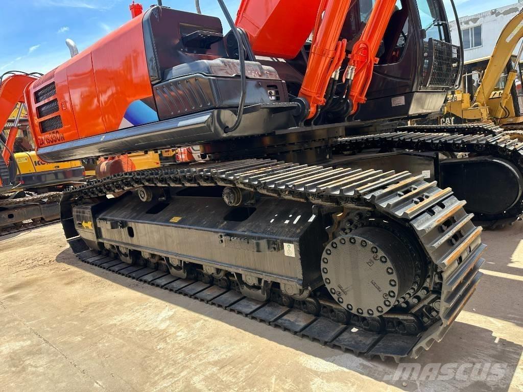 Hitachi ZX 350 Pásové rýpadlá