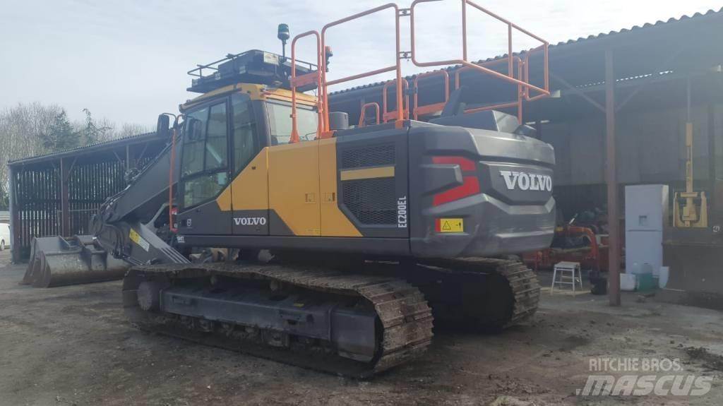 Volvo EC 200EL Pásové rýpadlá