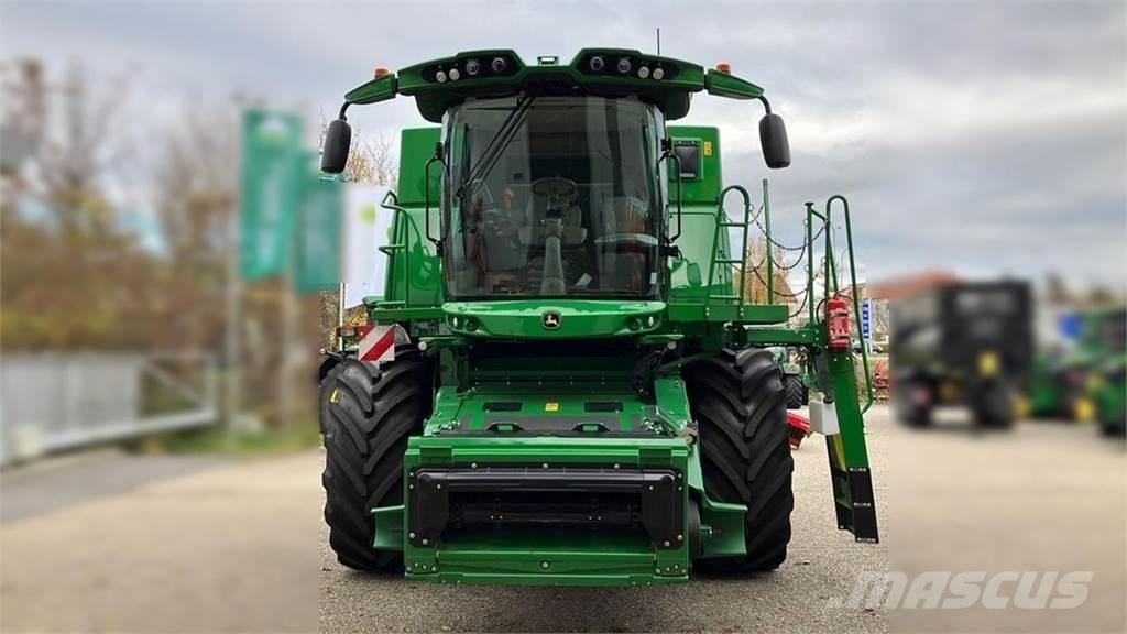 John Deere S770 Kombinované zberacie stroje