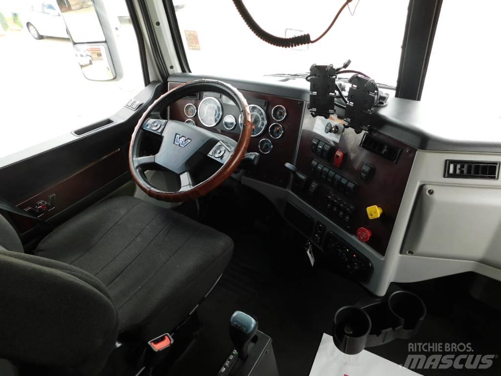 Western Star 5700 XE Ťahače